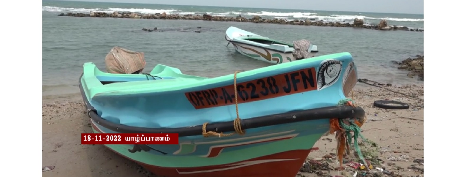 வல்வெட்டித்துறை மீனவரின் படகுடன் மோதிய இந்திய படகு